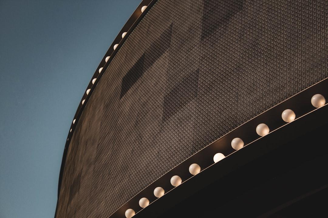 Sinh ba cách nhau... vài tuần 